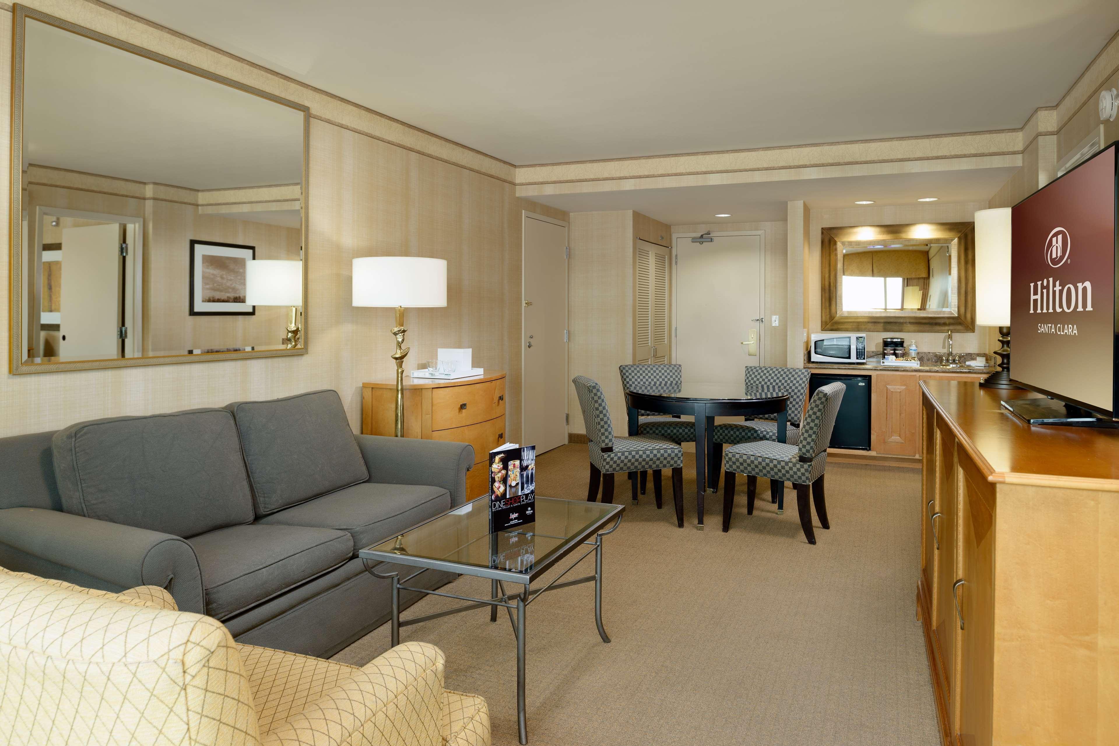 Hotel Hilton Santa Clara Extérieur photo