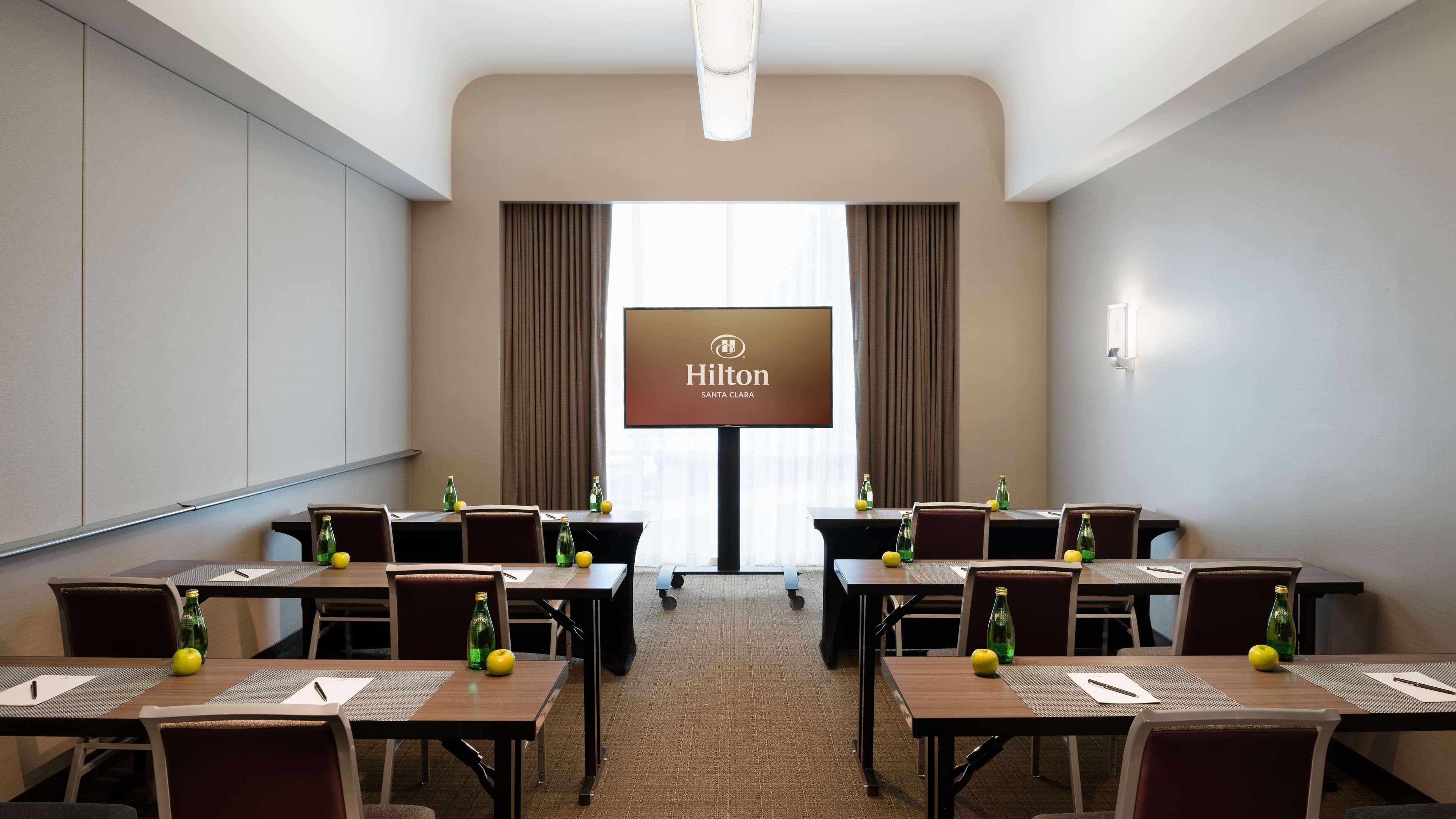 Hotel Hilton Santa Clara Extérieur photo