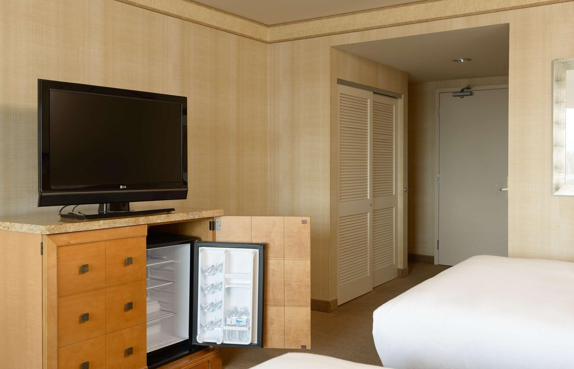 Hotel Hilton Santa Clara Extérieur photo