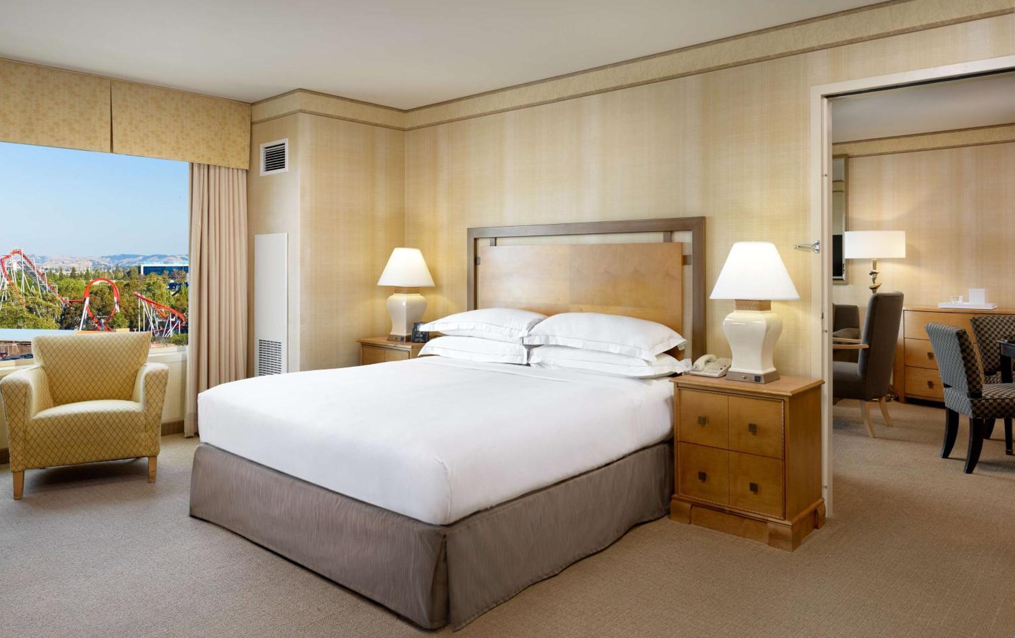 Hotel Hilton Santa Clara Extérieur photo